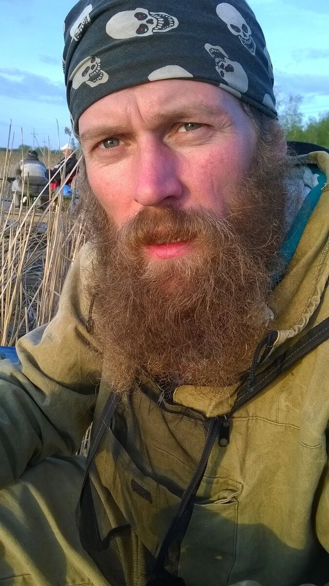  18703762  Alexandr, 43 ,    