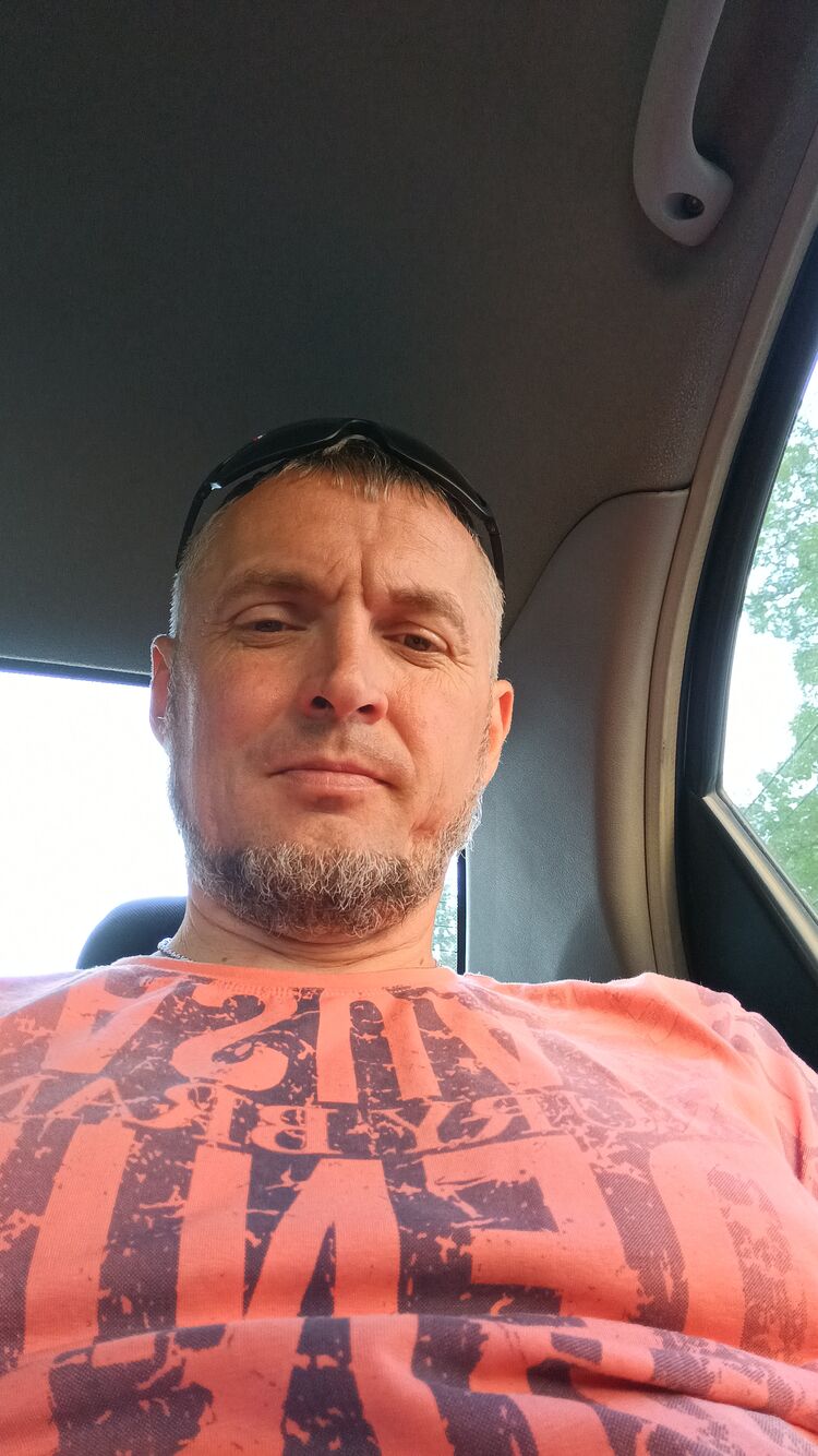  46645302  , 41 ,    