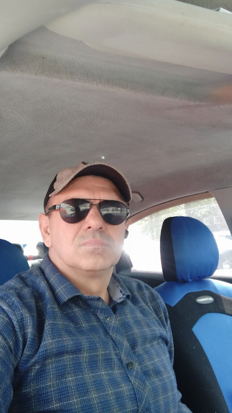  30445742  , 52 ,    