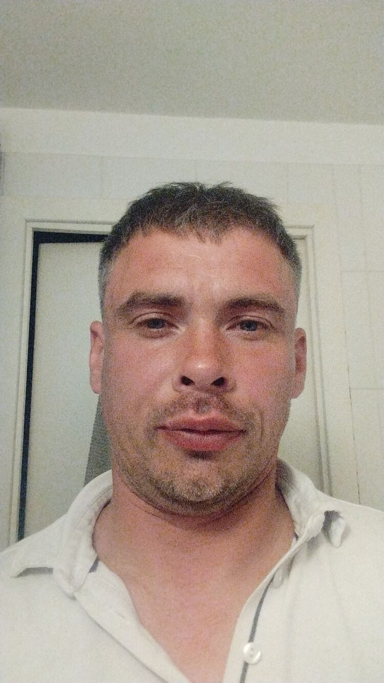  35672872  , 41 ,    