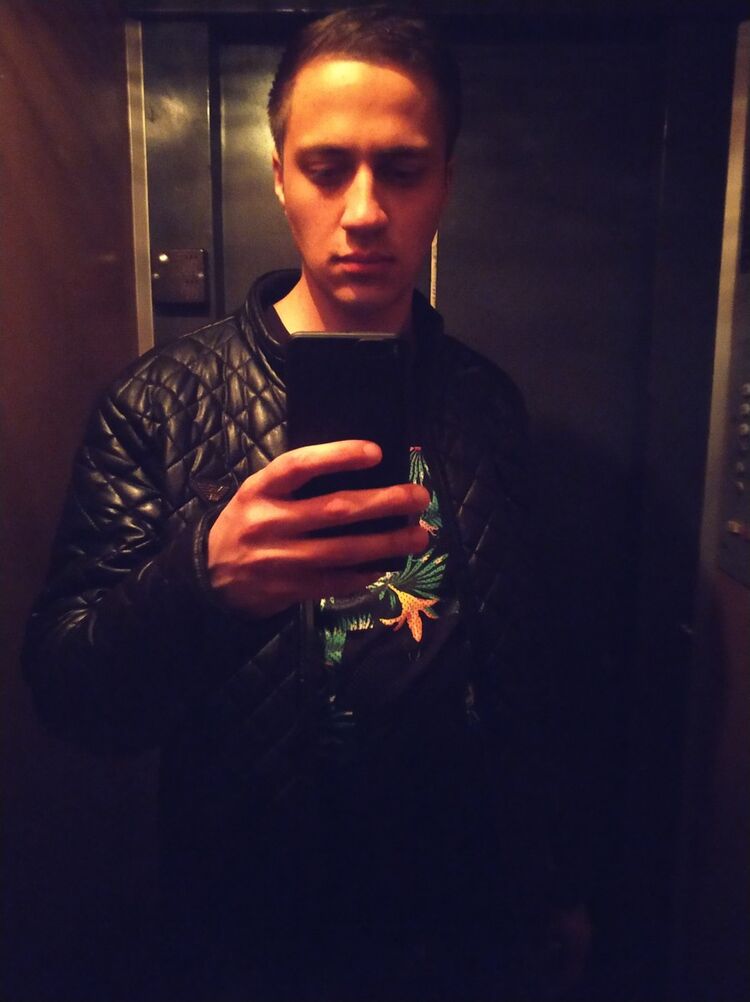  16066002  Alexx, 32 ,    