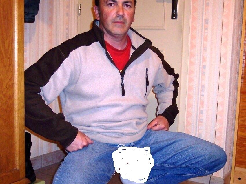  30568032  Alex sdrs, 56 ,    