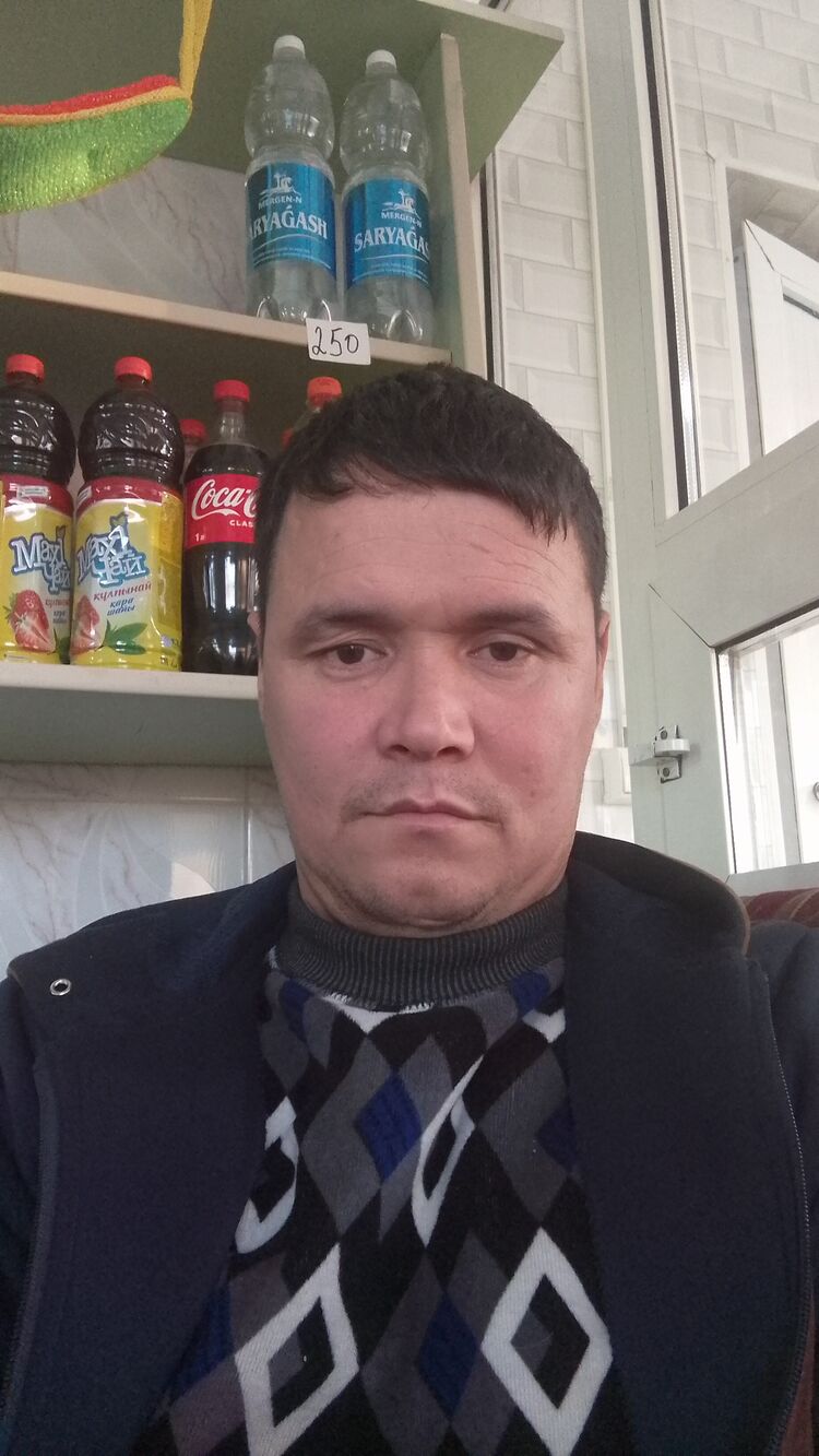  47813412  Talgat, 39 ,    