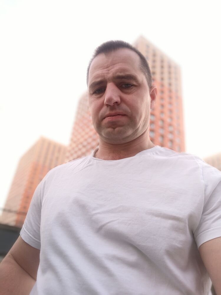  ,   Dima, 44 ,   ,   , c , 