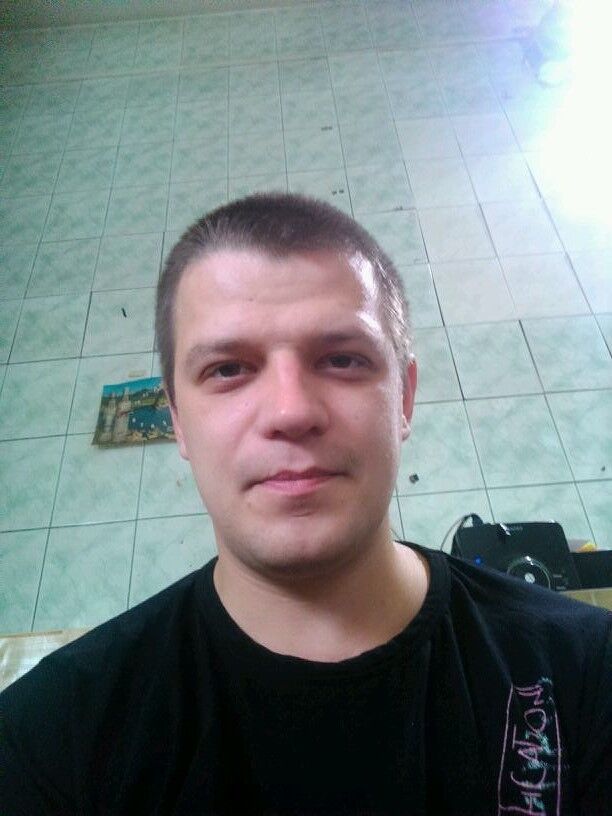  13971582  , 39 ,    