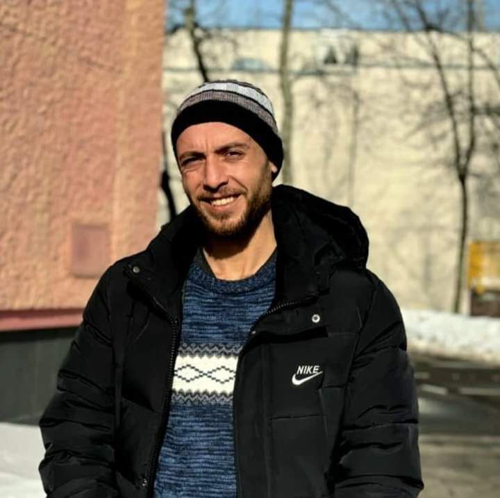  54736792  Elian, 31 ,    