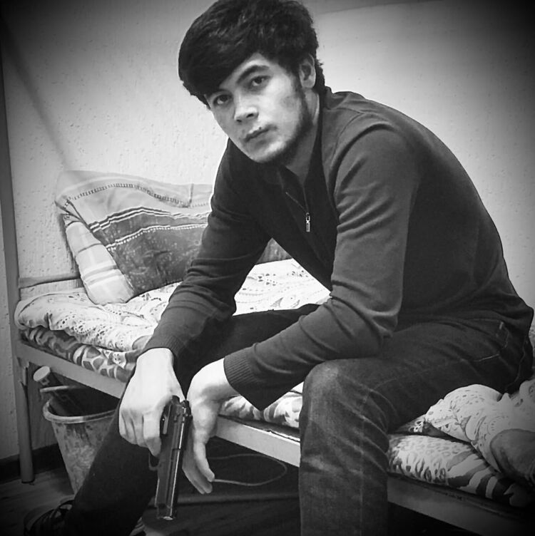  -,   Tohir, 22 ,   ,   