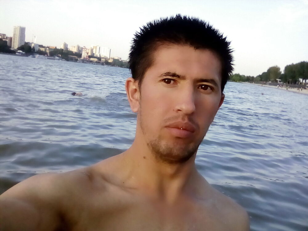  --,   , 32 ,     , c 