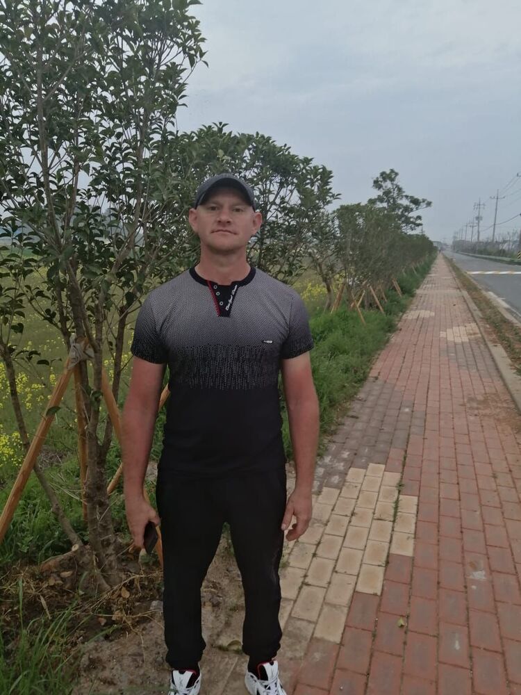  24696942  , 48 ,    