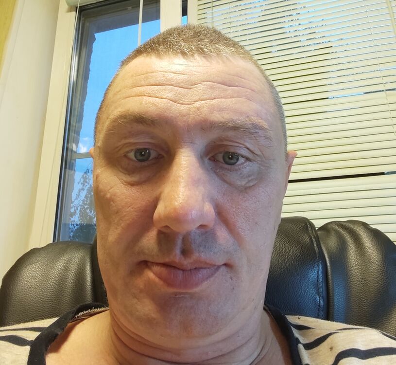  52943752  , 45 ,    