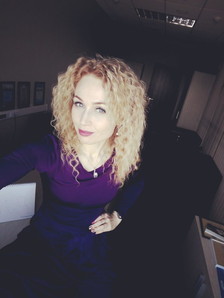  9566182  Svetlana, 45 ,    