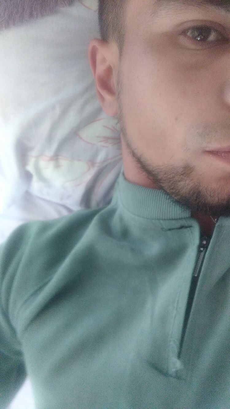  52179742  , 29 ,    