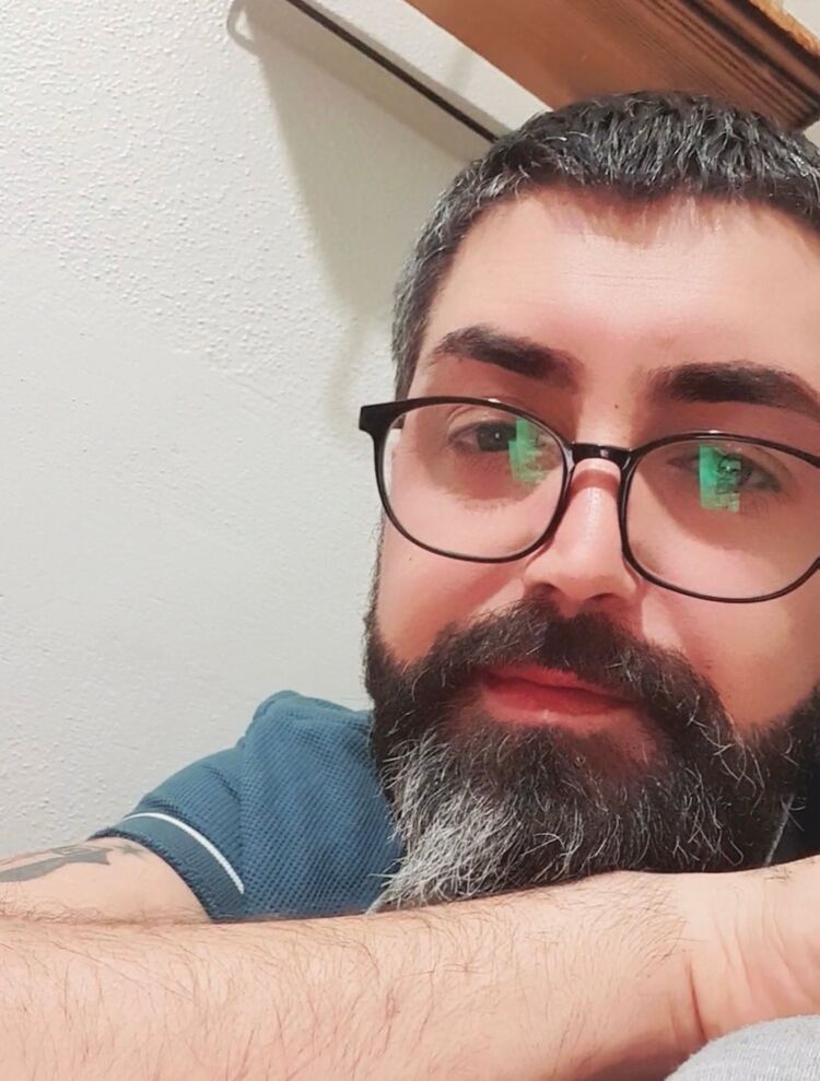  ,   Serkan, 33 ,   ,   