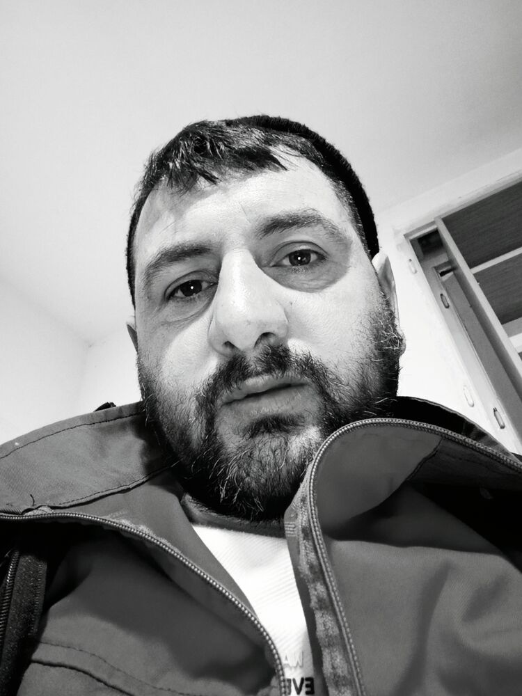  Ivanec,   , 44 ,     
