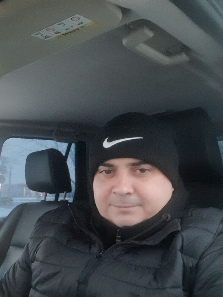  47351642  Artyom, 33 ,    