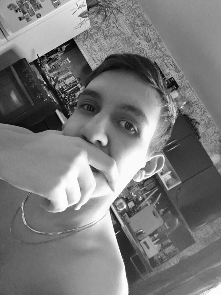  33233382  , 25 ,    