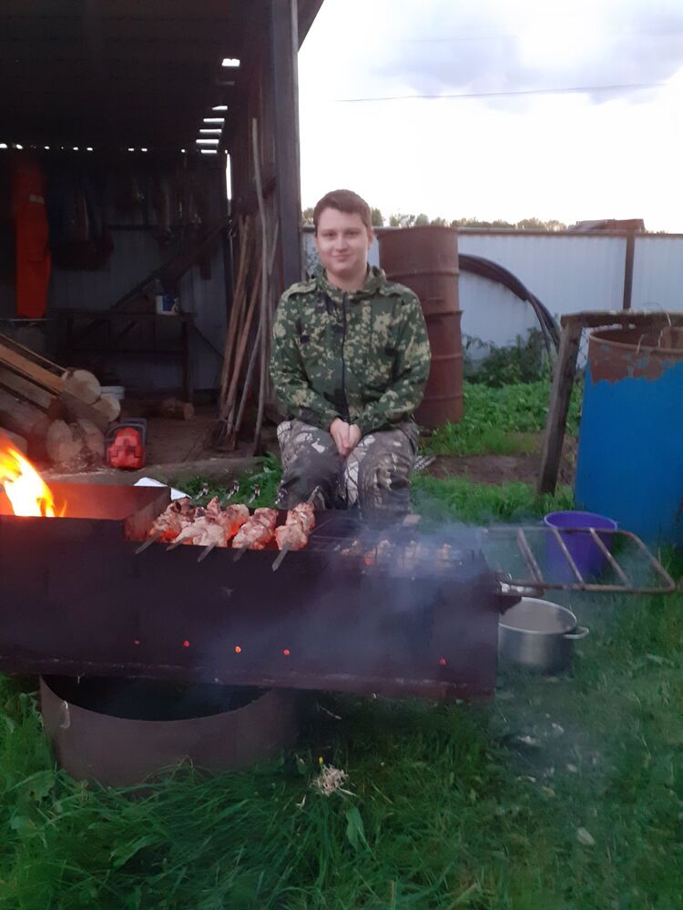  30841992  , 21 ,    