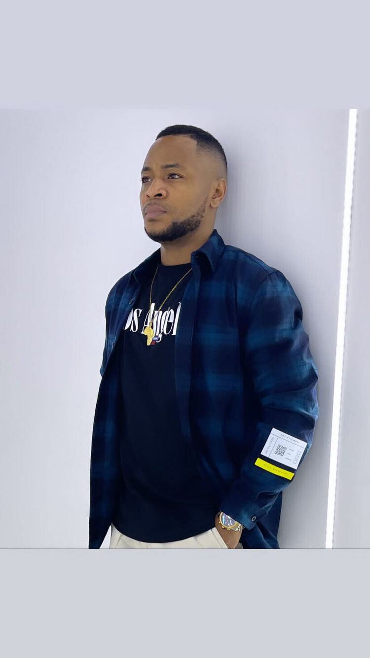 ���� 27607392 ������� James, 32 ����, ���� ���������� � ������