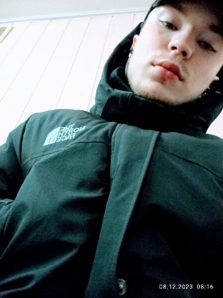  ,   Bogdan, 23 ,     , c 