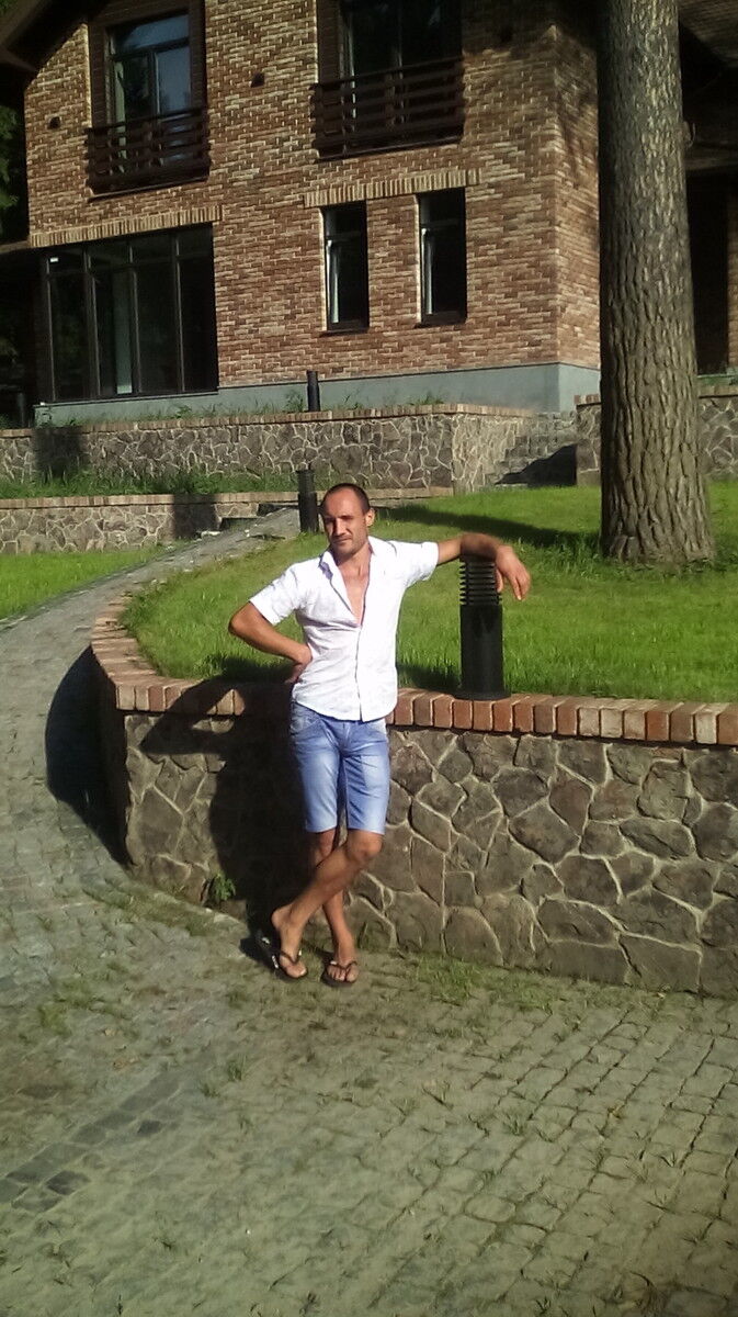 ,   Vladimir, 37 ,   ,   , c 