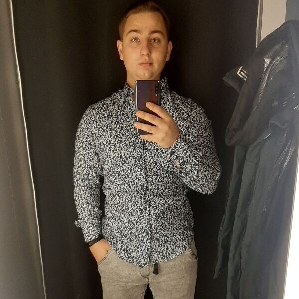  ,   Pavel, 26 ,   ,   , c , 