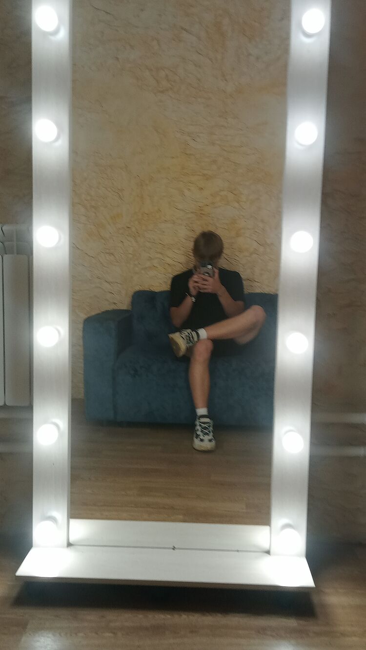  44415792  , 19 ,    