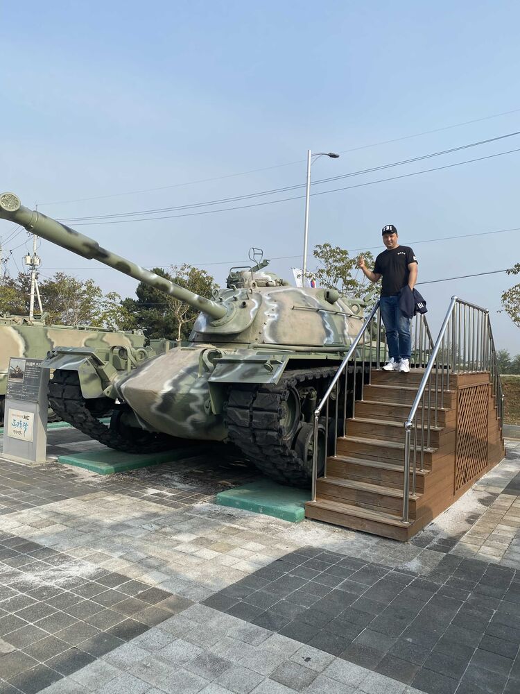  24037232  John, 40 ,    