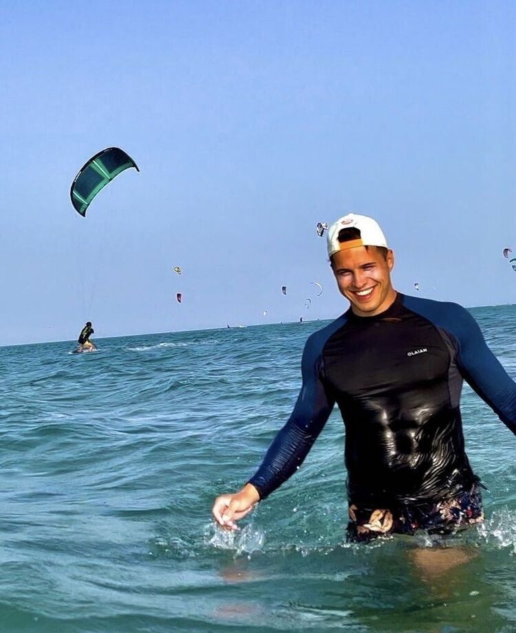 ���� 31818362 ������� Nikolas, 29 ���, ���� ���������� � �����-����������