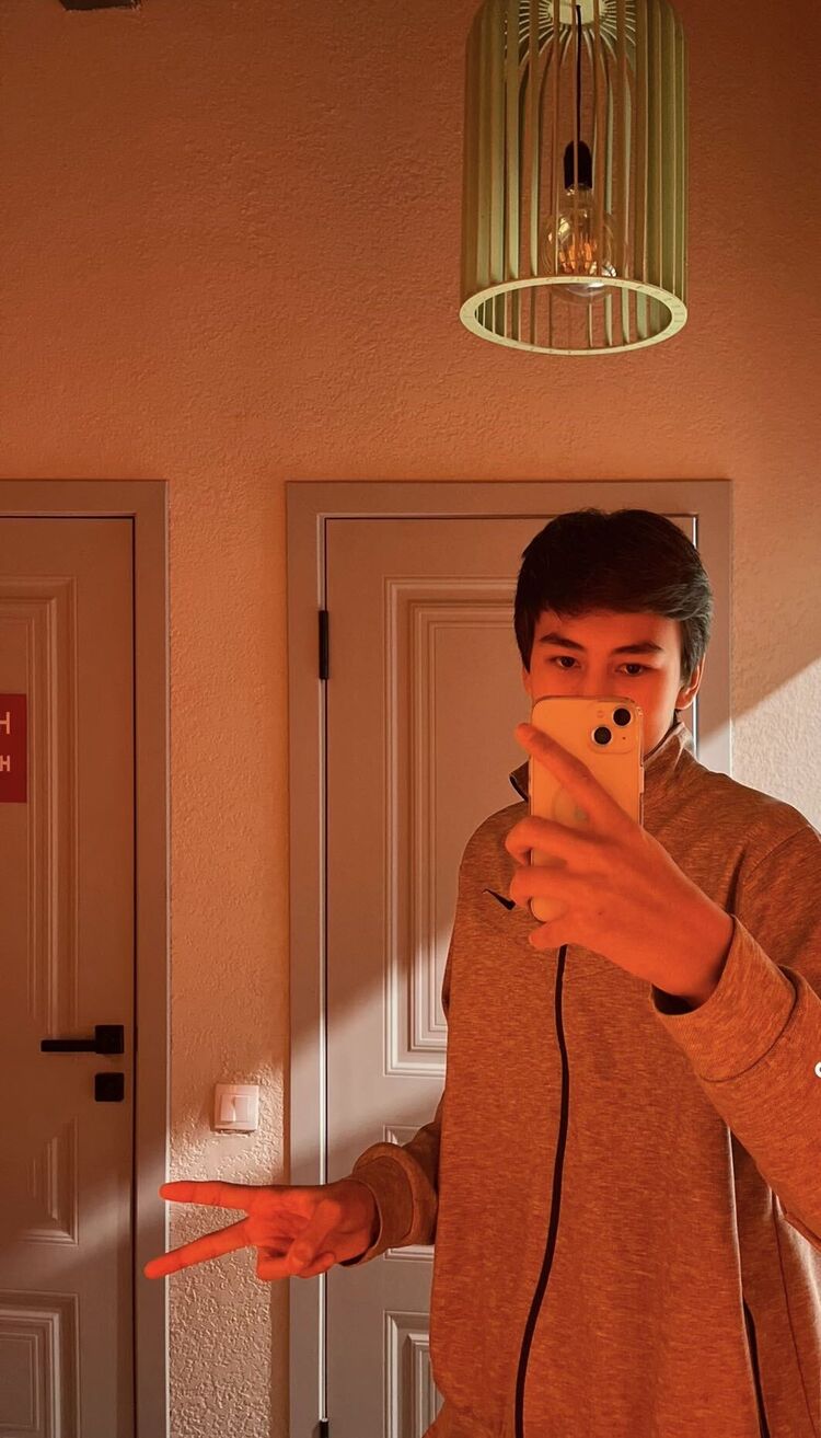  52854082  Nurbol, 25 ,    