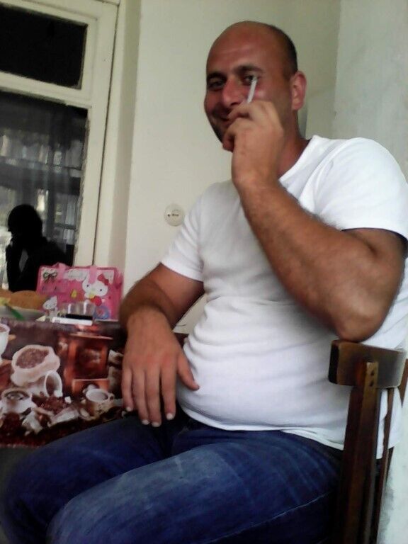  ,   Simon, 36 ,   ,   