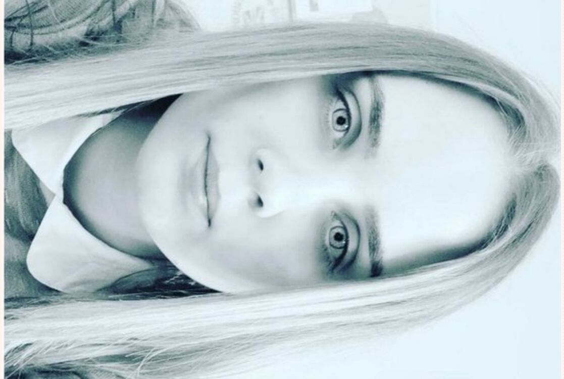  44933542  Elena Flores, 28 ,    