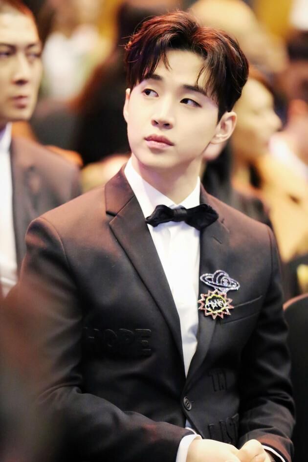  34455922  Ze yu yang, 22 ,    Changleng