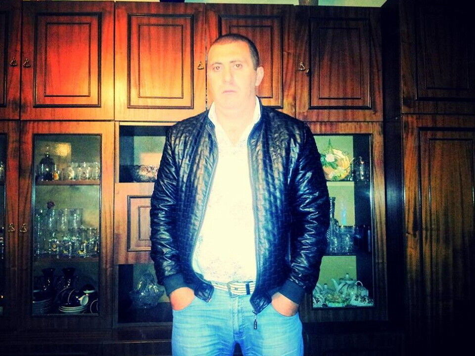  ,   Arsen, 44 ,   