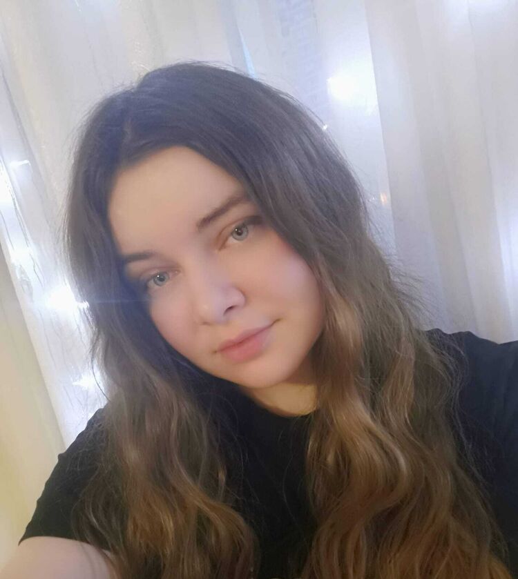  53895702  , 28 ,    