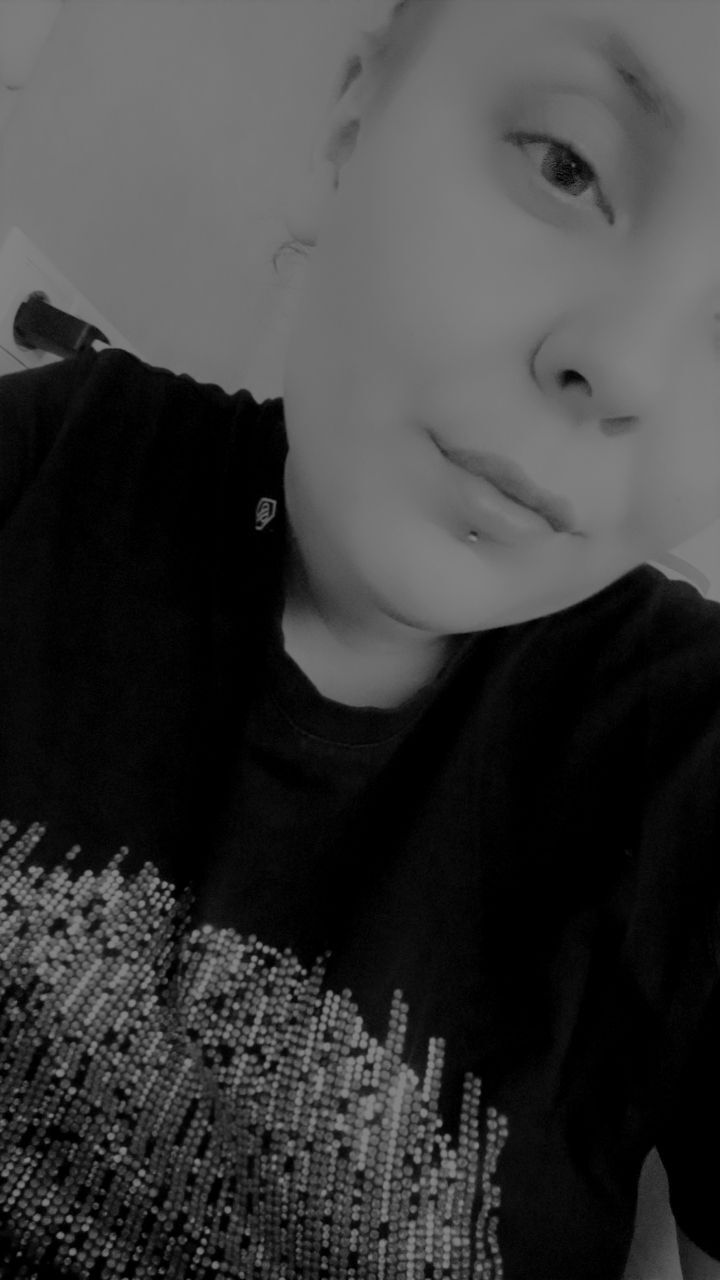  44253272  Lika, 28 ,    