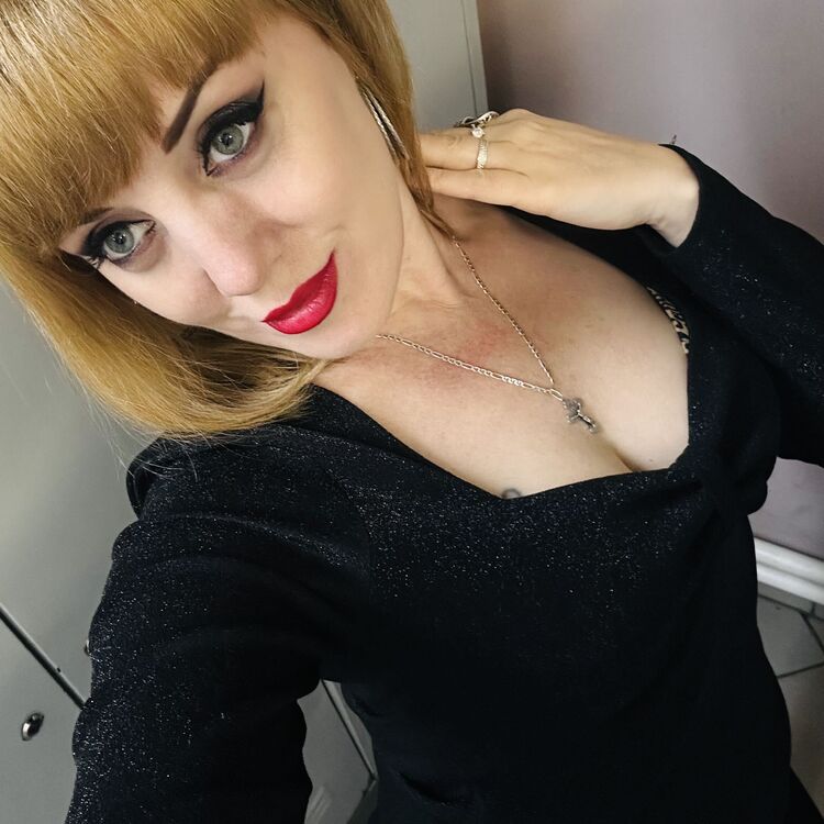  54451182  Lanka, 42 ,    -