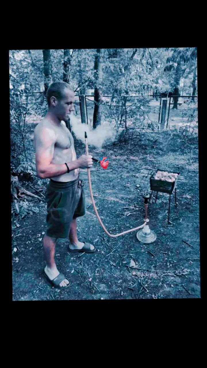  46130162  Vlad, 21 ,    