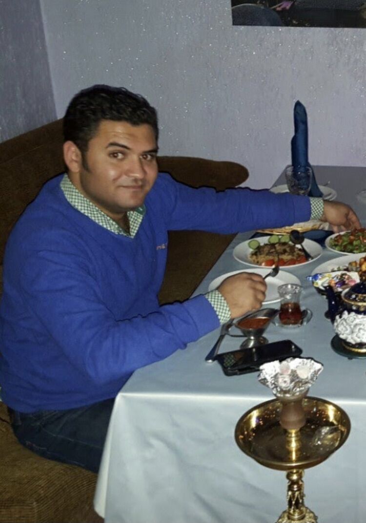  47651722  Hany, 38 ,    