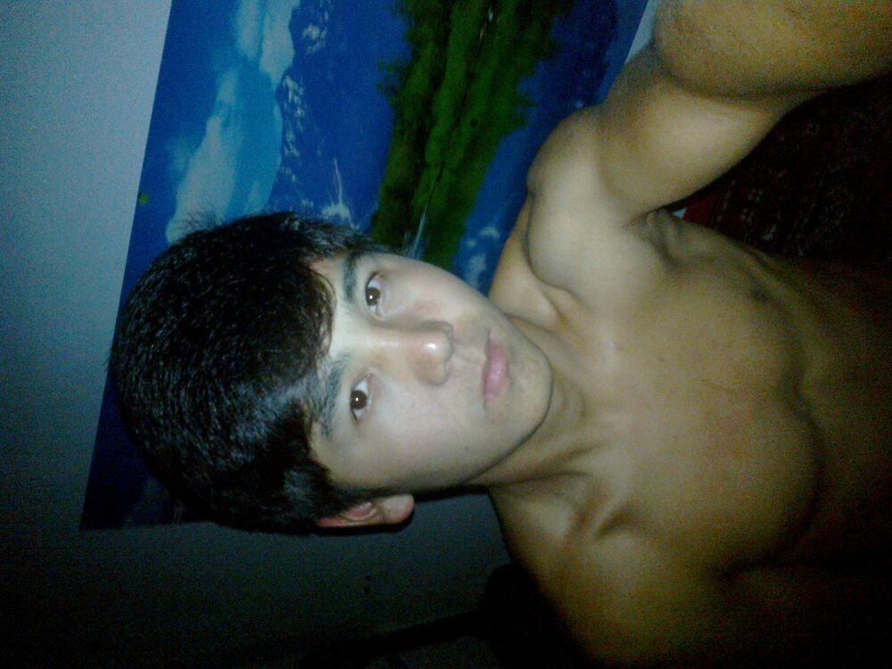  5430712  Ruslan, 32 ,    