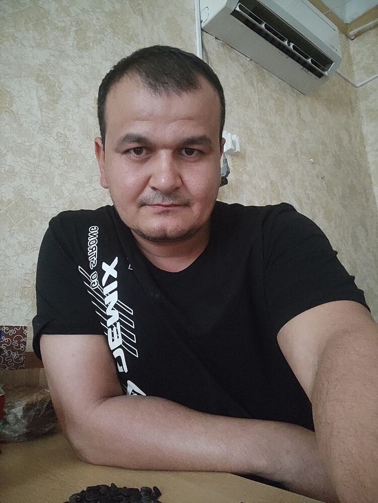  35221562  Ali, 38 ,    