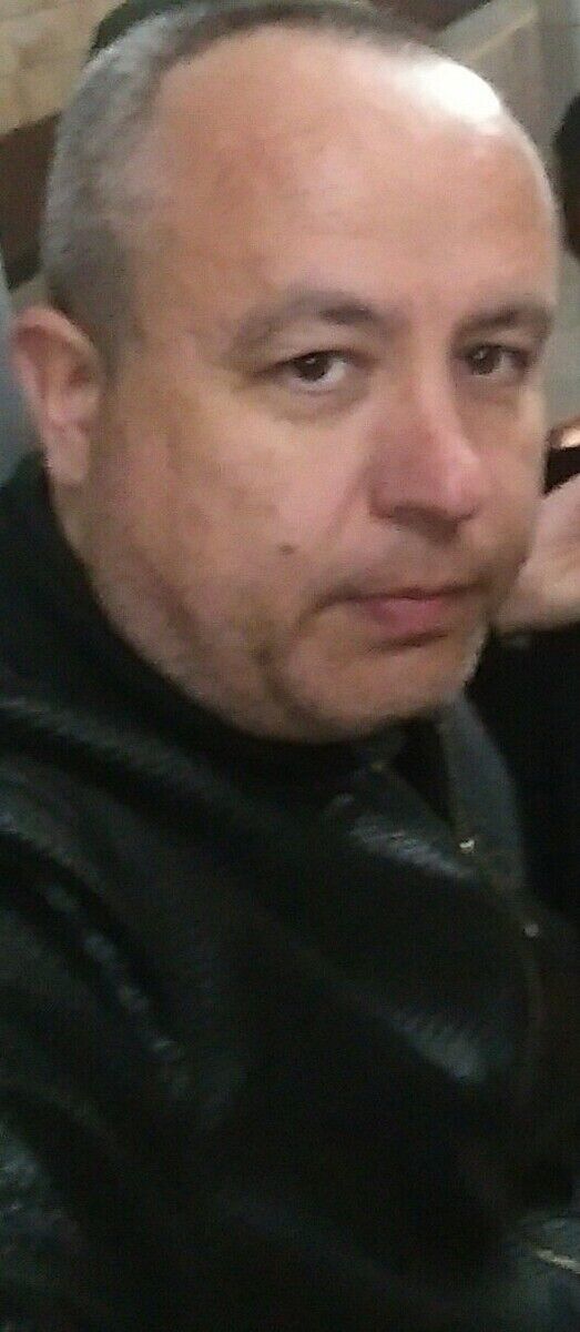  20221522  John, 44 ,    