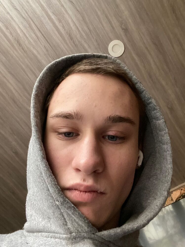  ,   Vladimir, 22 ,   