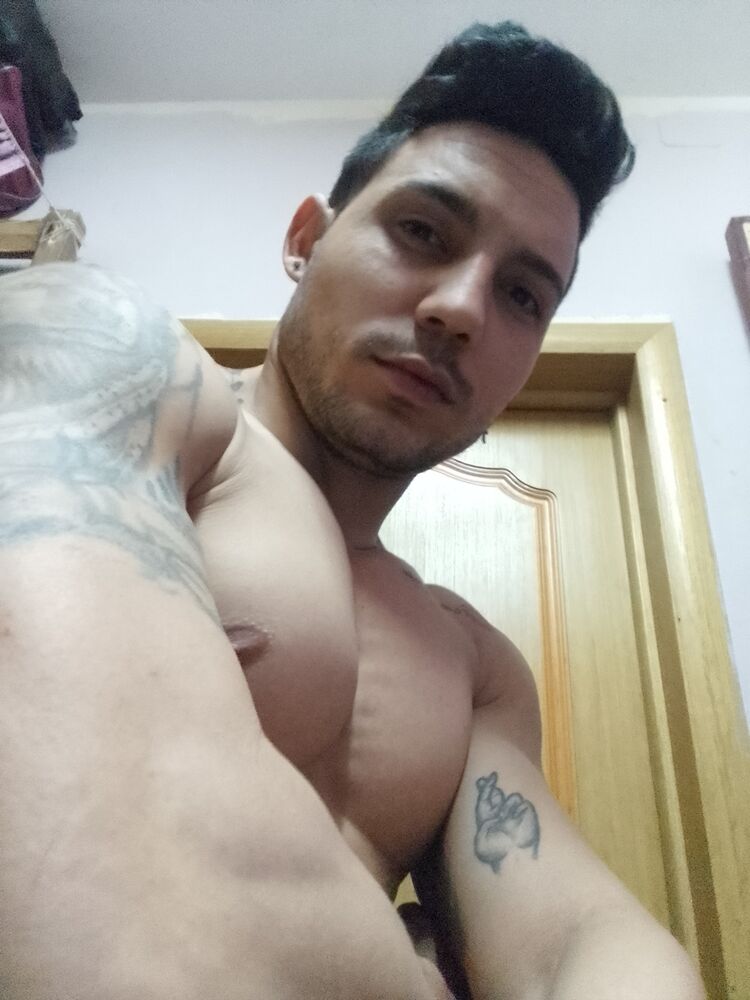  27045012  Lendy, 32 ,    