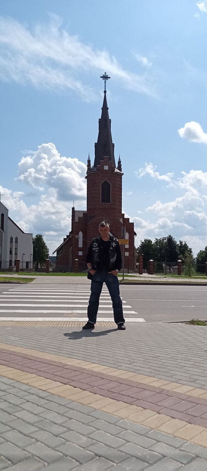  -,   Yaroslav, 48 ,   ,   , c , 