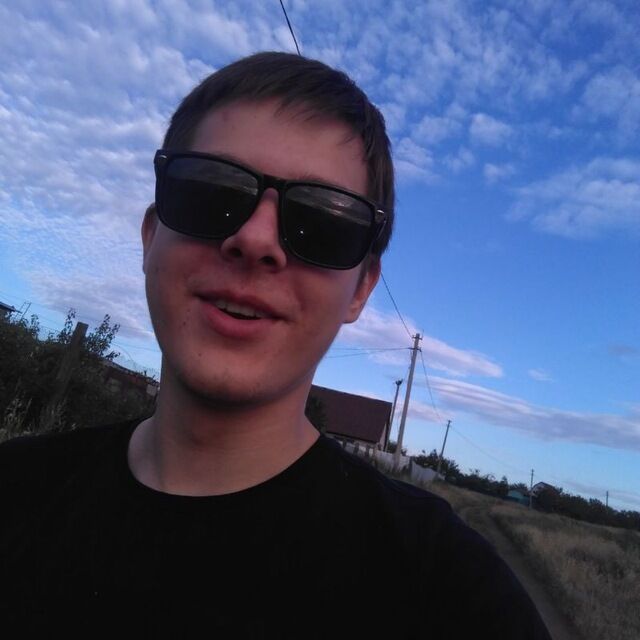  52108252  Roman, 27 ,    