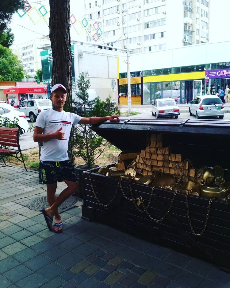  27274822  Melkiy, 29 ,    