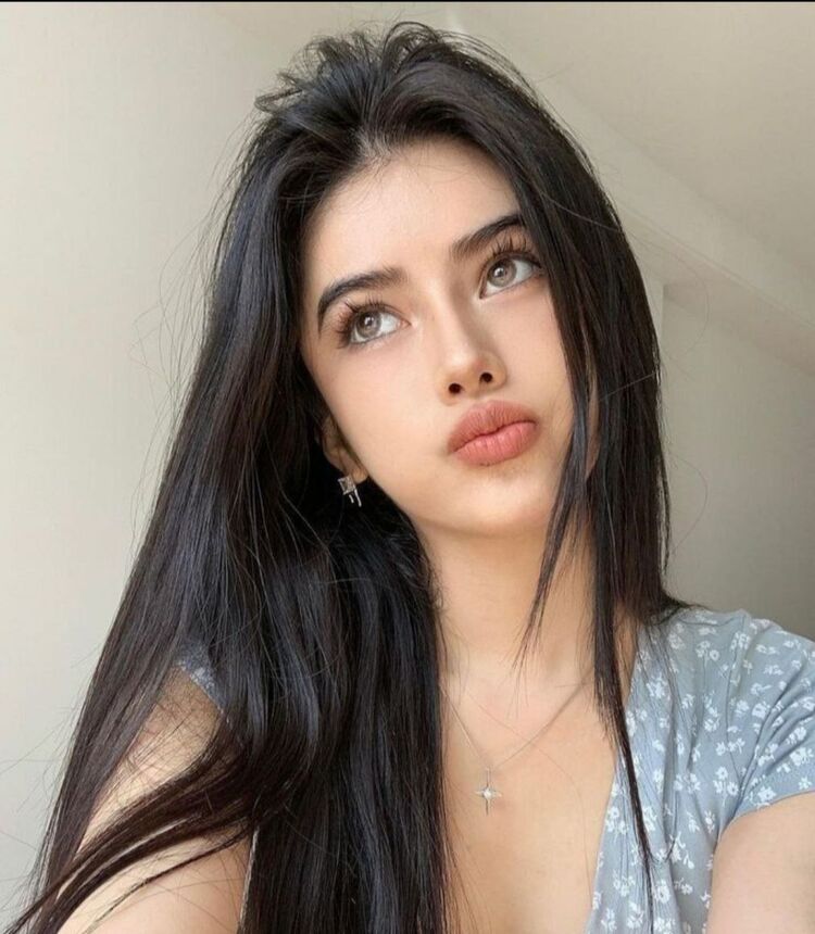  53181782  Alina, 26 ,    