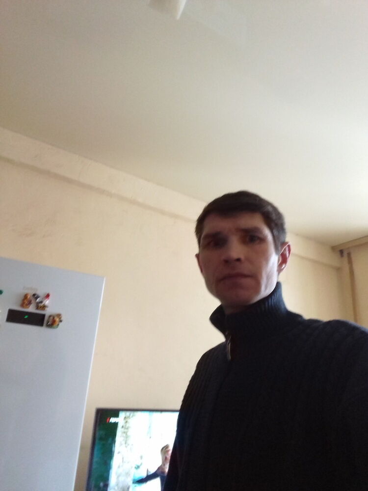  11272972  Vlad, 46 ,    