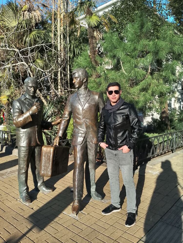  43984152  , 31 ,    