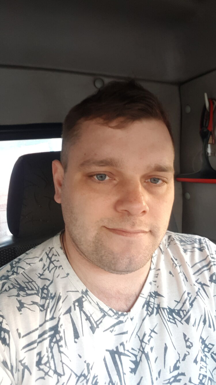  ,   Alexander, 32 ,   ,   